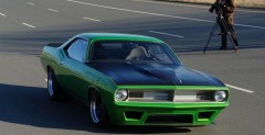 LMC Super 'Cuda vs Ferrari Enzo
