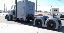 Peterbilt 379 Outlaw Customs