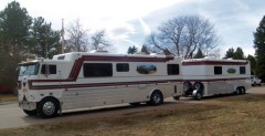 Peterbilt COE 1967 mega-kamper