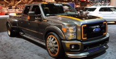 Ford F350 Super Duty Pit Boss