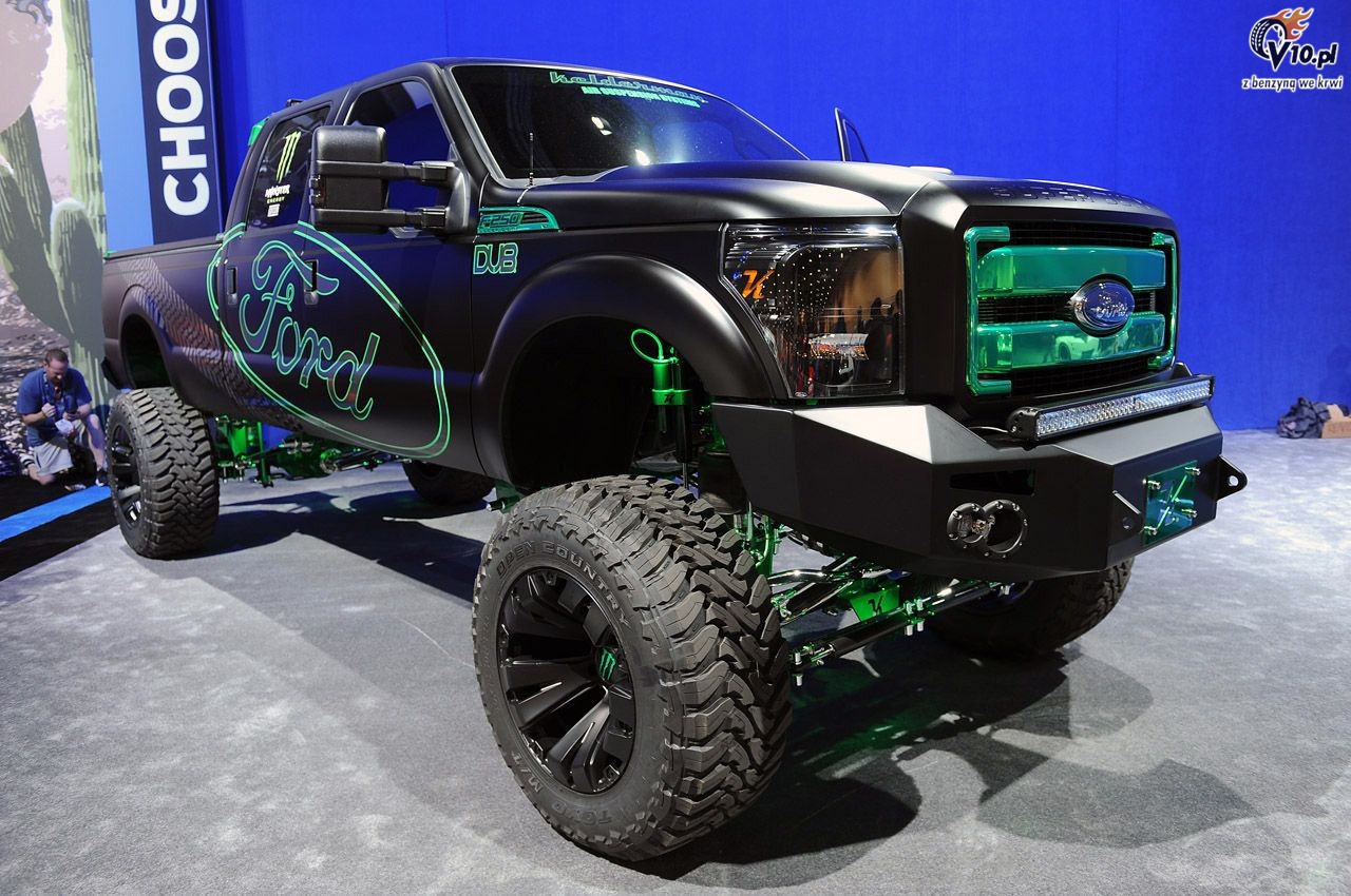 SEMA 2012: Kelderman Ford F-250 Super Duty