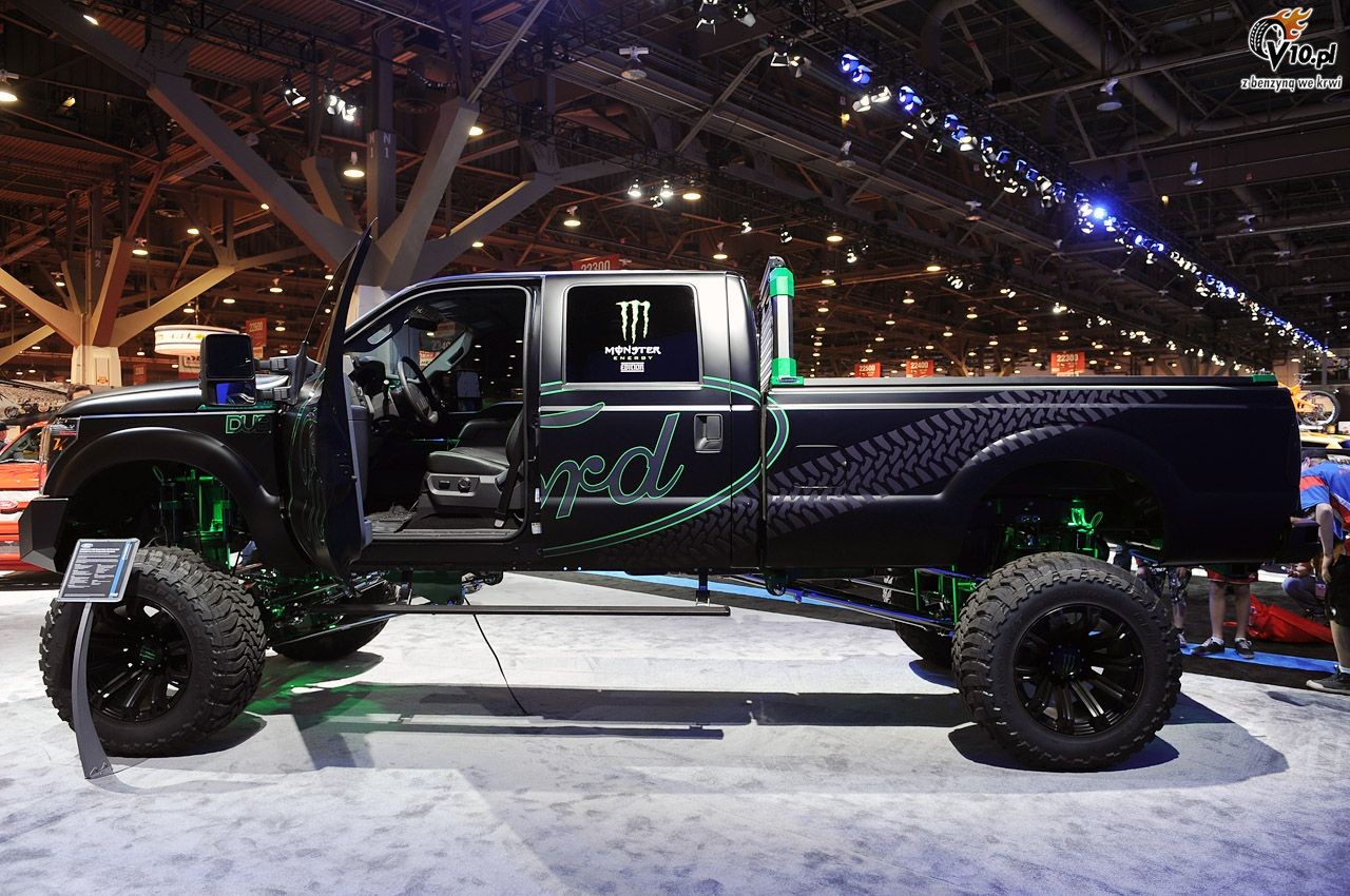 SEMA 2012: Kelderman Ford F-250 Super Duty