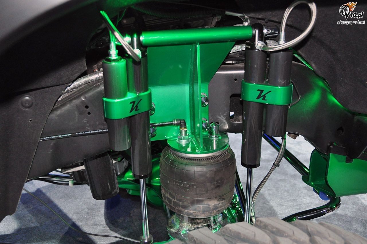 SEMA 2012: Kelderman Ford F-250 Super Duty