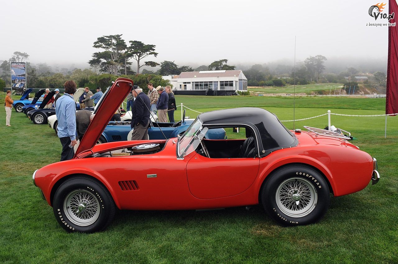 Kultowa Cobra w Pebble Beach 2012