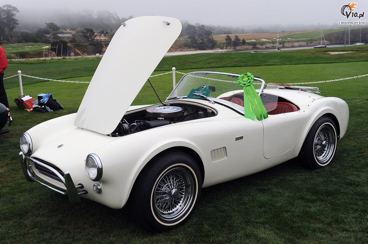 Kultowa Cobra w Pebble Beach 2012