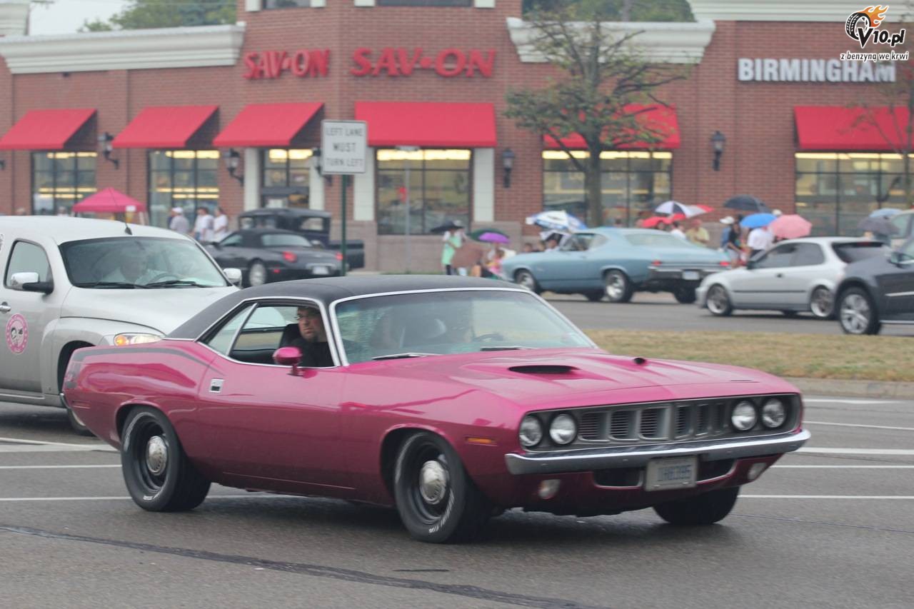 Muscle cars podczas Parady w Woodward 2010