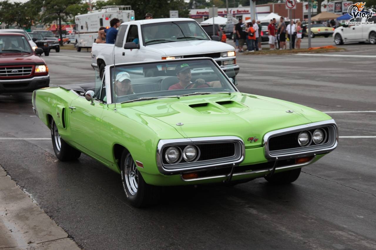 Muscle cars podczas Parady w Woodward 2010