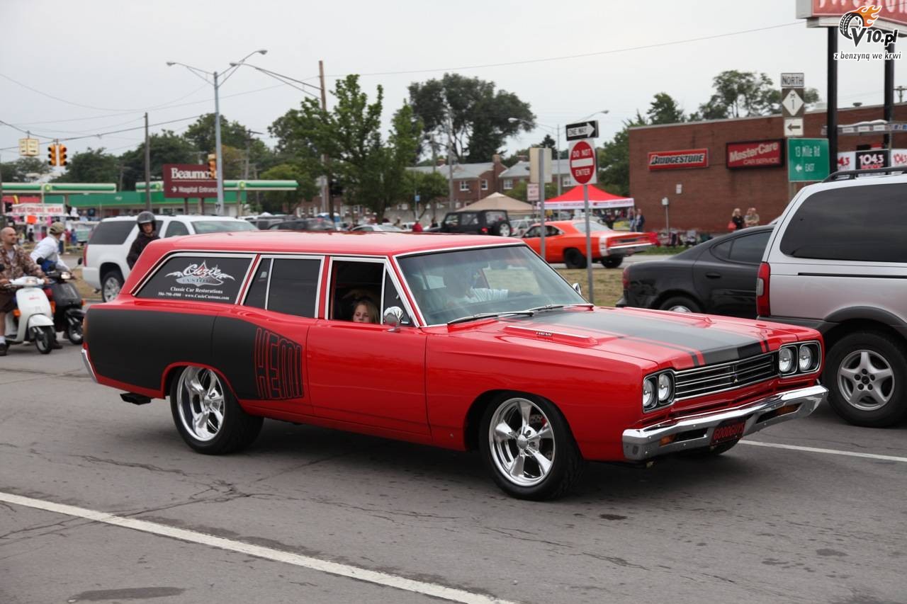 Muscle cars podczas Parady w Woodward 2010