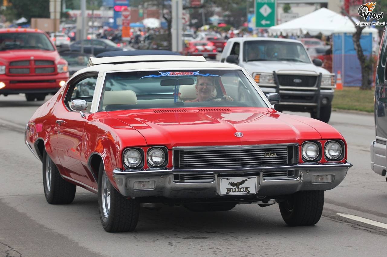Muscle cars podczas Parady w Woodward 2010