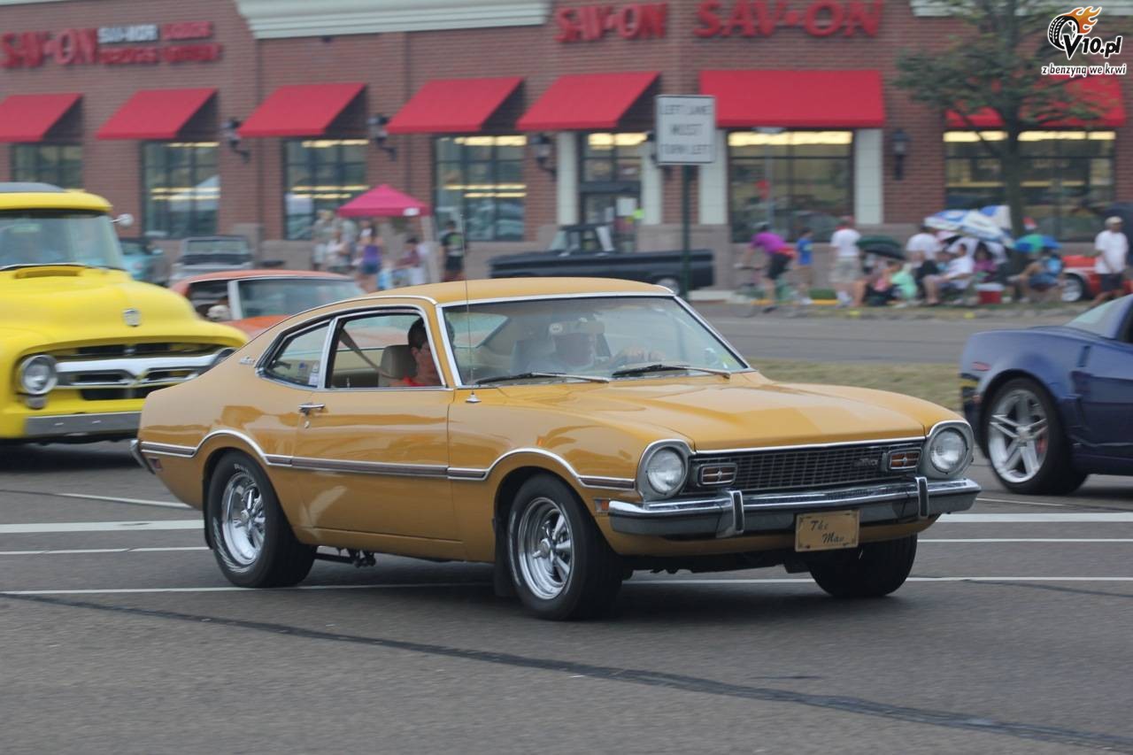 Muscle cars podczas Parady w Woodward 2010