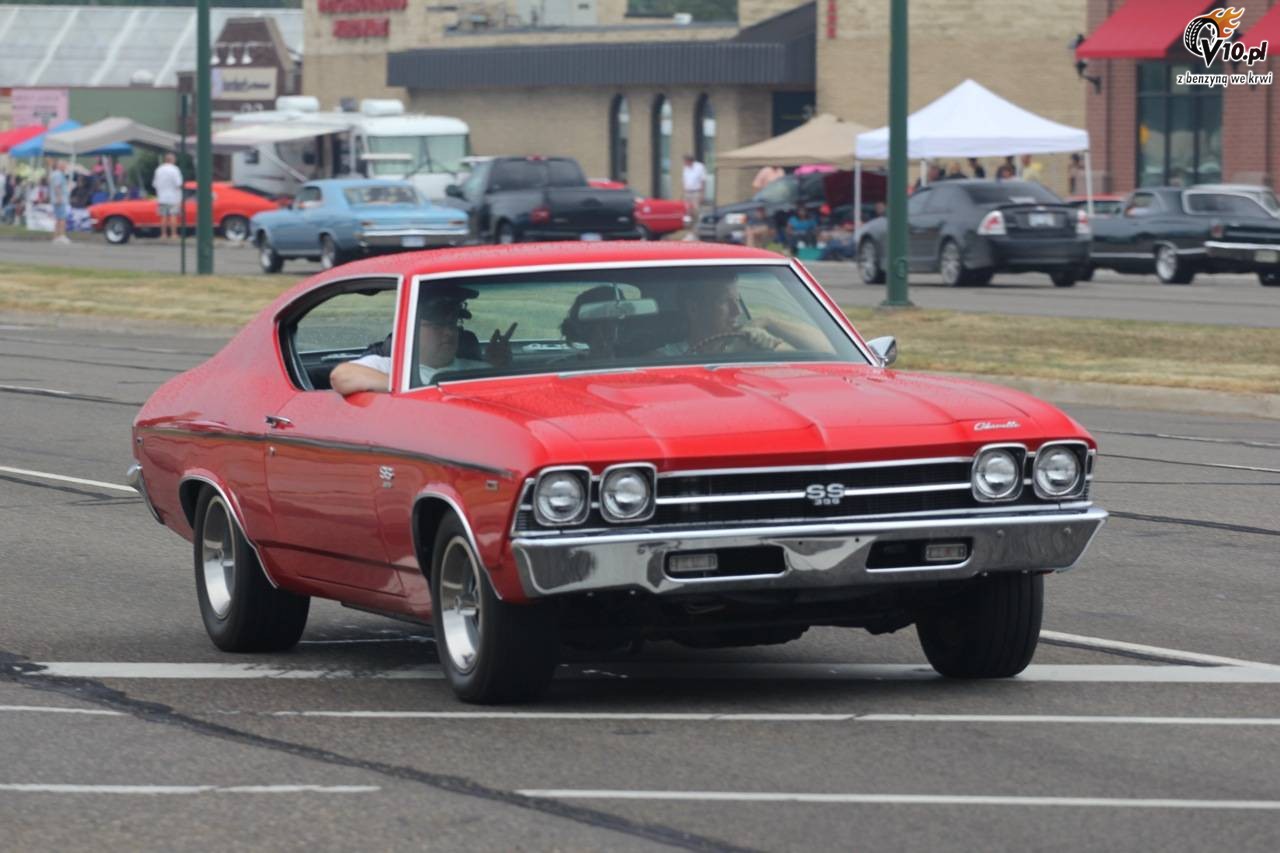 Muscle cars podczas Parady w Woodward 2010