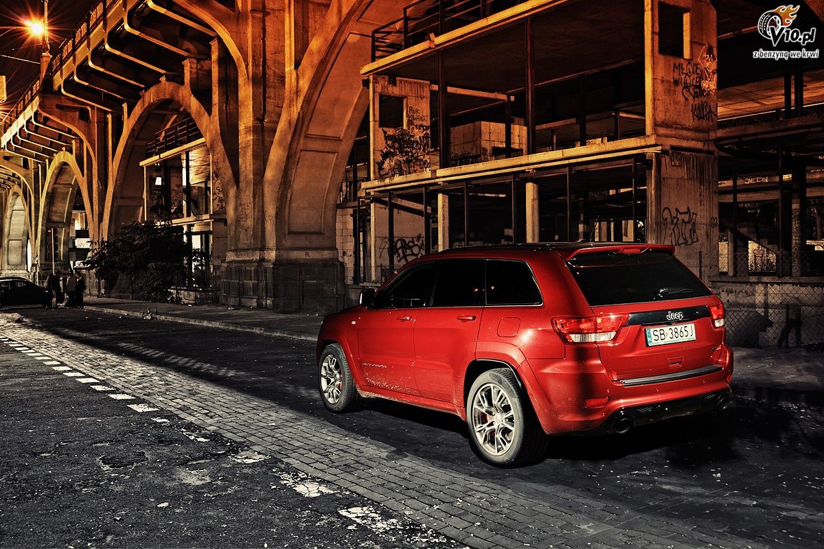 Jeep Grand Cherokee SRT8