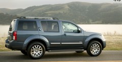 2008 Nissan Pathfinder V8