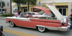 Ford Skyliner