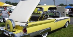 Ford Skyliner