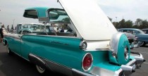 Ford Skyliner