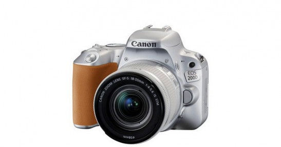 Canon EOS 200D