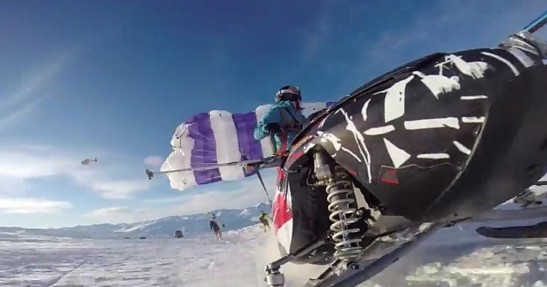 Lot skuterem śnieżnym