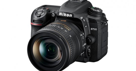 Nikon D7500