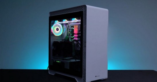 Thermaltake S500 TG Snow Edition - ceniona obudowa w nowej odsłonie