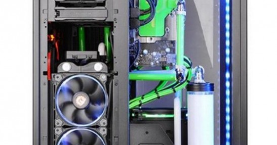 Thermaltake Tower 900