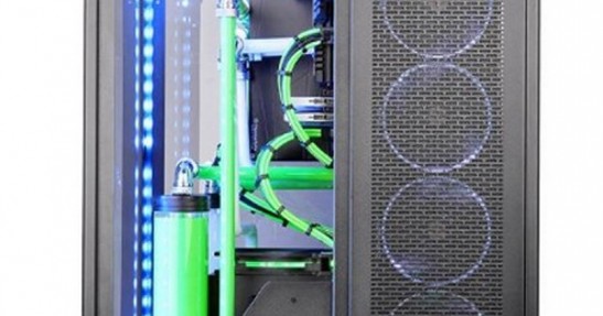 Thermaltake Tower 900