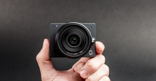 Z Camera E1
