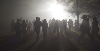 Mgła - pełny zwiastun serialu na podstawie horroru Kinga