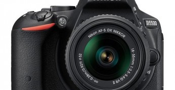 Nikon D5500 - prezentacja amatorskiej lustrzanki z ekranem dotykowym