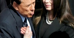 Silvio Berlusconi i Mariano Apicella wyda pyt z piosenkami
