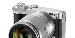 Nikon 1 J5