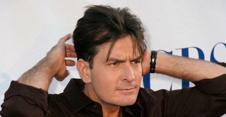 Selma Blair i Charlie Sheen w nowym serialu komediowym