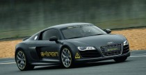 Audi R8 e-tron podczas wycigu aut elektrycznych