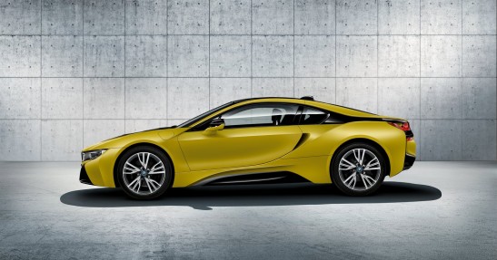BMW i8 Protonic Frozen Yellow Edition