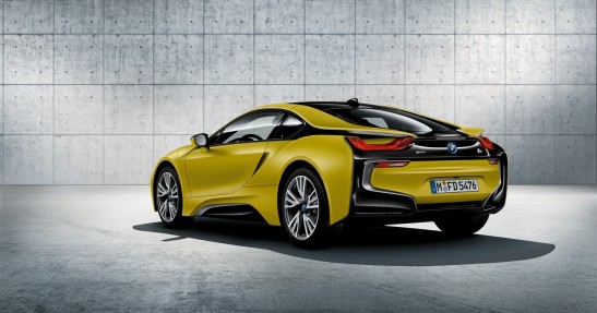 BMW i8 Protonic Frozen Yellow Edition