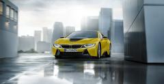 BMW i8 Protonic Frozen Yellow Edition