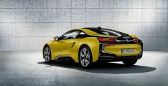 BMW i8 Protonic Frozen Yellow Edition