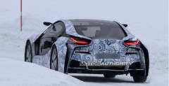 Wideo: BMW i8 oraz i3 driftuj na lodzie