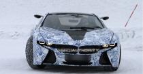 BMW i8 uchwycone na kole podbiegunowym