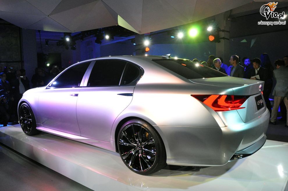 Lexus LF-Gh Concept na targach w Nowym Jorku 2011