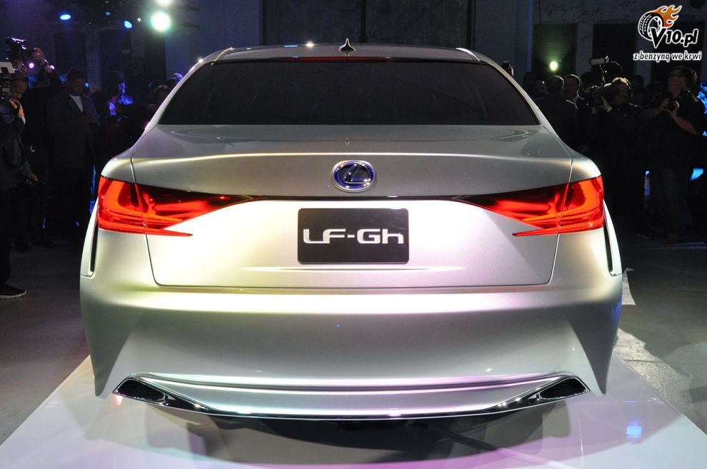 Lexus LF-Gh Concept na targach w Nowym Jorku 2011