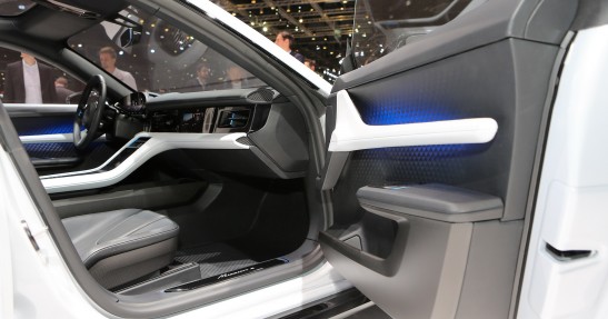 Porsche Mission E Cross Turismo