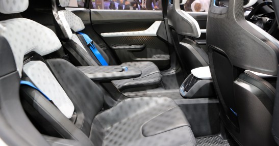 Porsche Mission E Cross Turismo