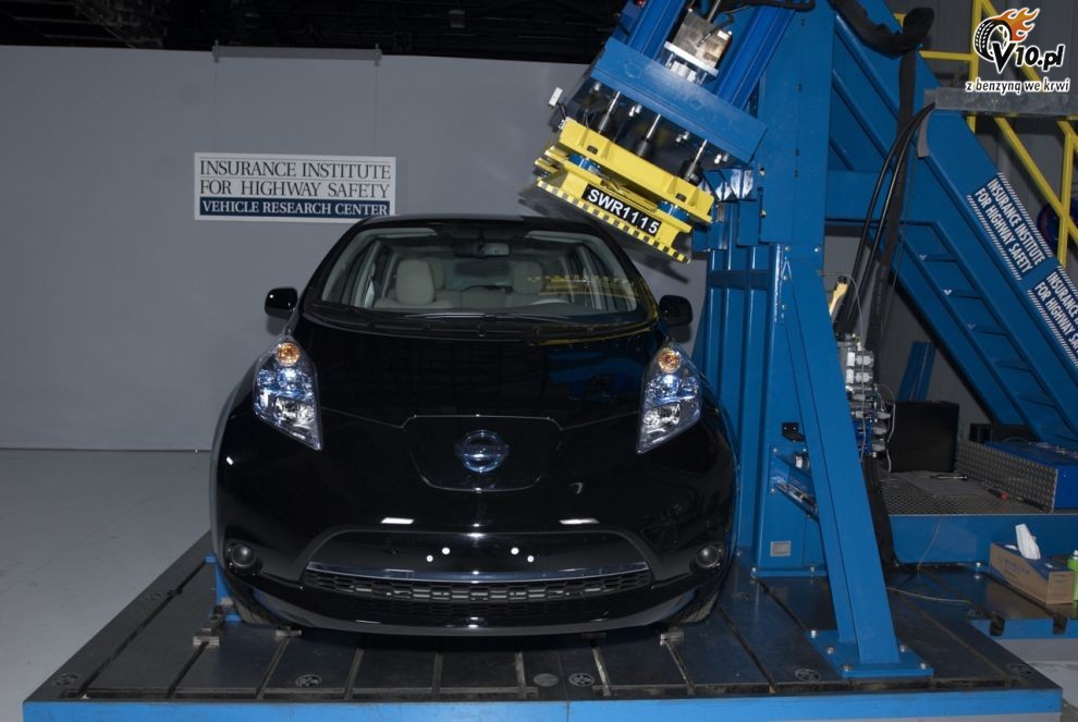 Nissan Leaf - test zderzeniowy