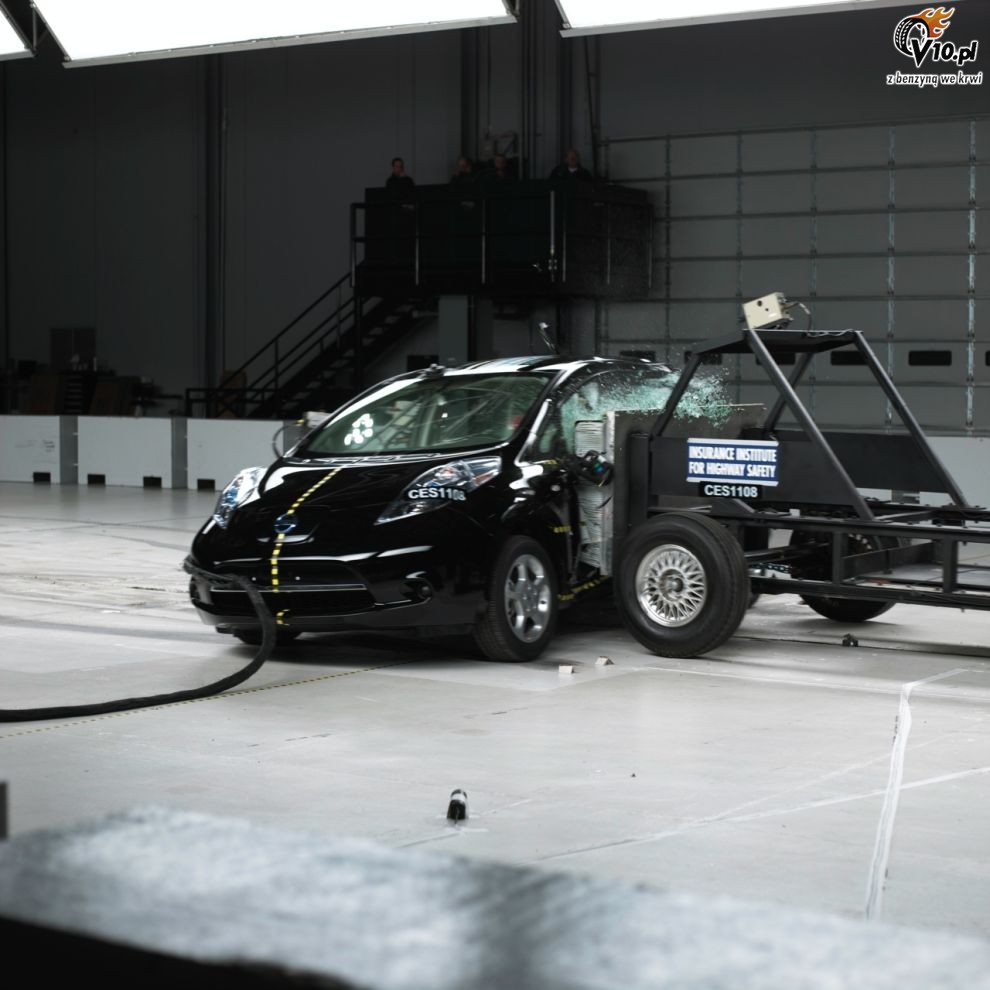 Nissan Leaf - test zderzeniowy