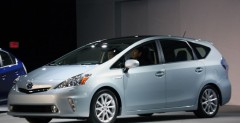 Toyota Prius V Concept na targach w Detroit 2011