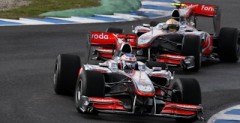 Jenson Button i Lewis Hamilton