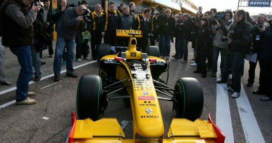 Bolid Renault F1 R30 2010