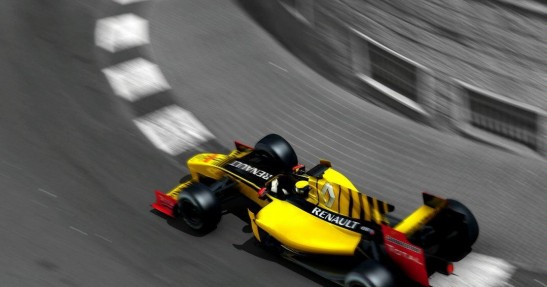Bolid Renault F1 R30 2010