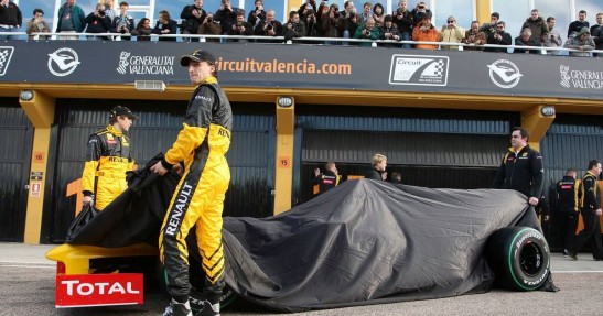 Bolid Renault F1 R30 2010